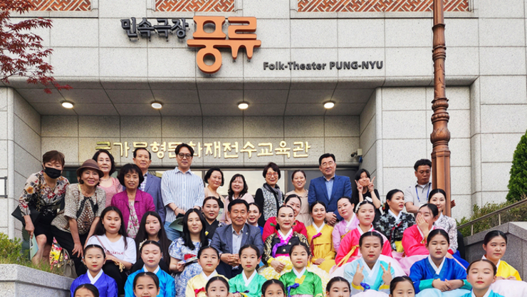 <span style="color: red;">[단독] </span> 2023년 국가무형문화재 제23호 가야금산조 및 병창 공개행사, 인간문화재 양승희와 제자들의 ‘가야금 향연’ 관객들 심금 울려
