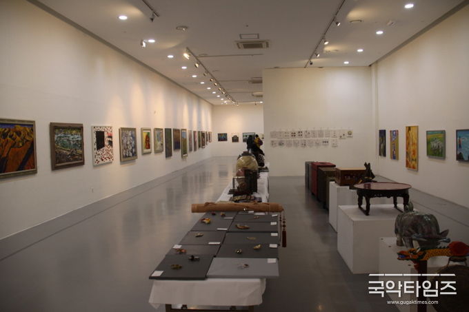 세계평화미술대전 수상작 전시