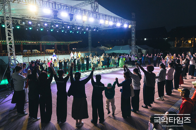 <span style="color: red;">[월드축제] </span> 세대를 잇고 세계를 향해 - 제3회 월드판소리페스티벌, 남산서 한가위 대향연 펼치다