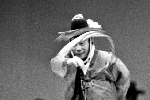 <span style="color: red;">[특별칼럼] </span> 명무(名舞) 이동안의 춤 유산, 왜 무형유산 종목으로 지정되어야 하는가?