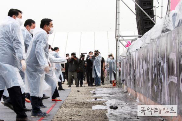 15일간 50만 명, 아름다운 창원의 가을 만끽하다