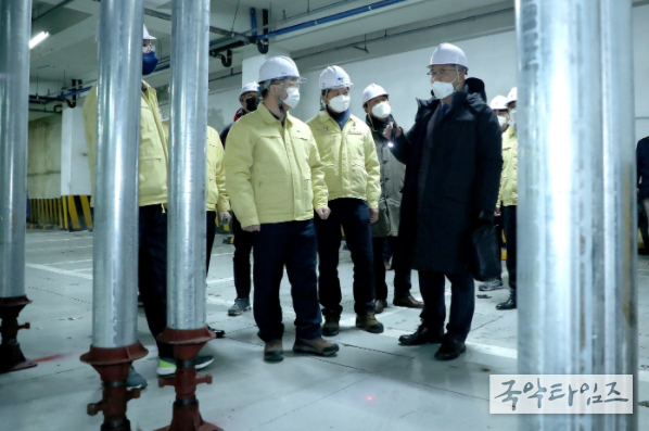 행안부 이승우 재난안전관리본부장, 마두동 지반침하 현장 점검