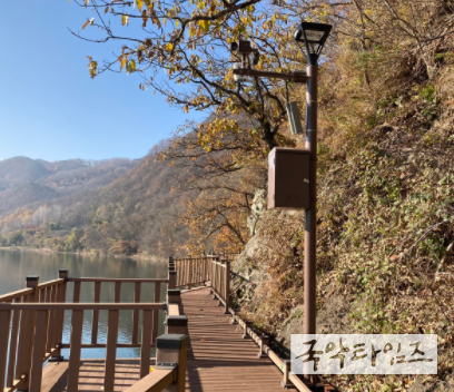 향수호수길에 설치된 CCTV