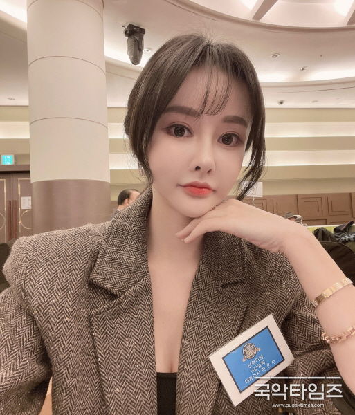 H컨설팅 대표 한은수 / 시상위원