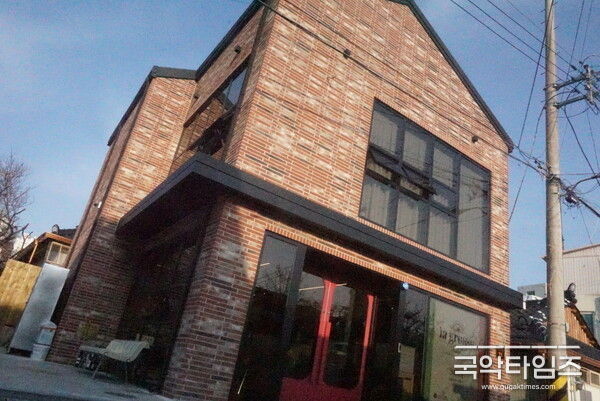 라그르쏘. 광주 동구 중앙로 252번길 11, 12층 (문의 010 9060 2195)